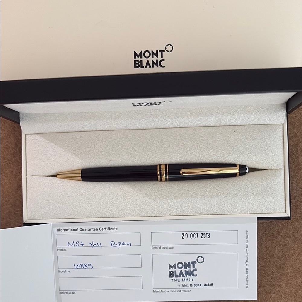 Montblanc Meisterstück Black with Gold Trim